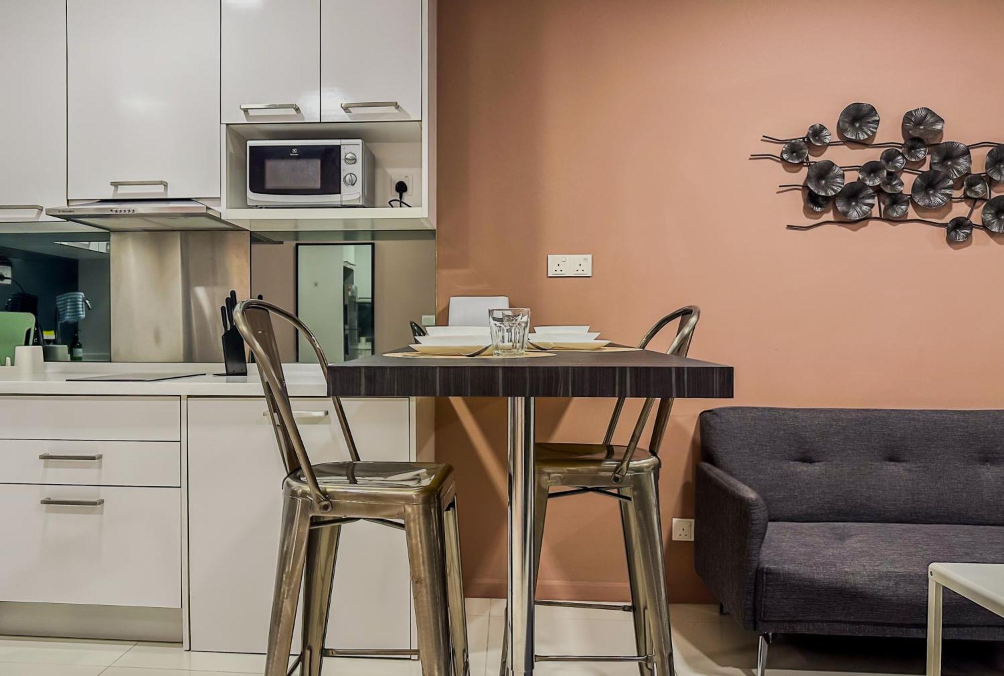 Summer Suites Klcc By Apartx Kuala Lumpur Luaran gambar